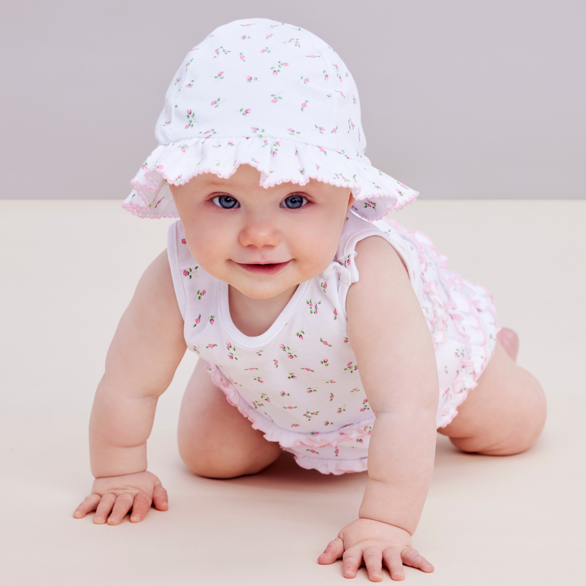 Kissy kissy online baby hat